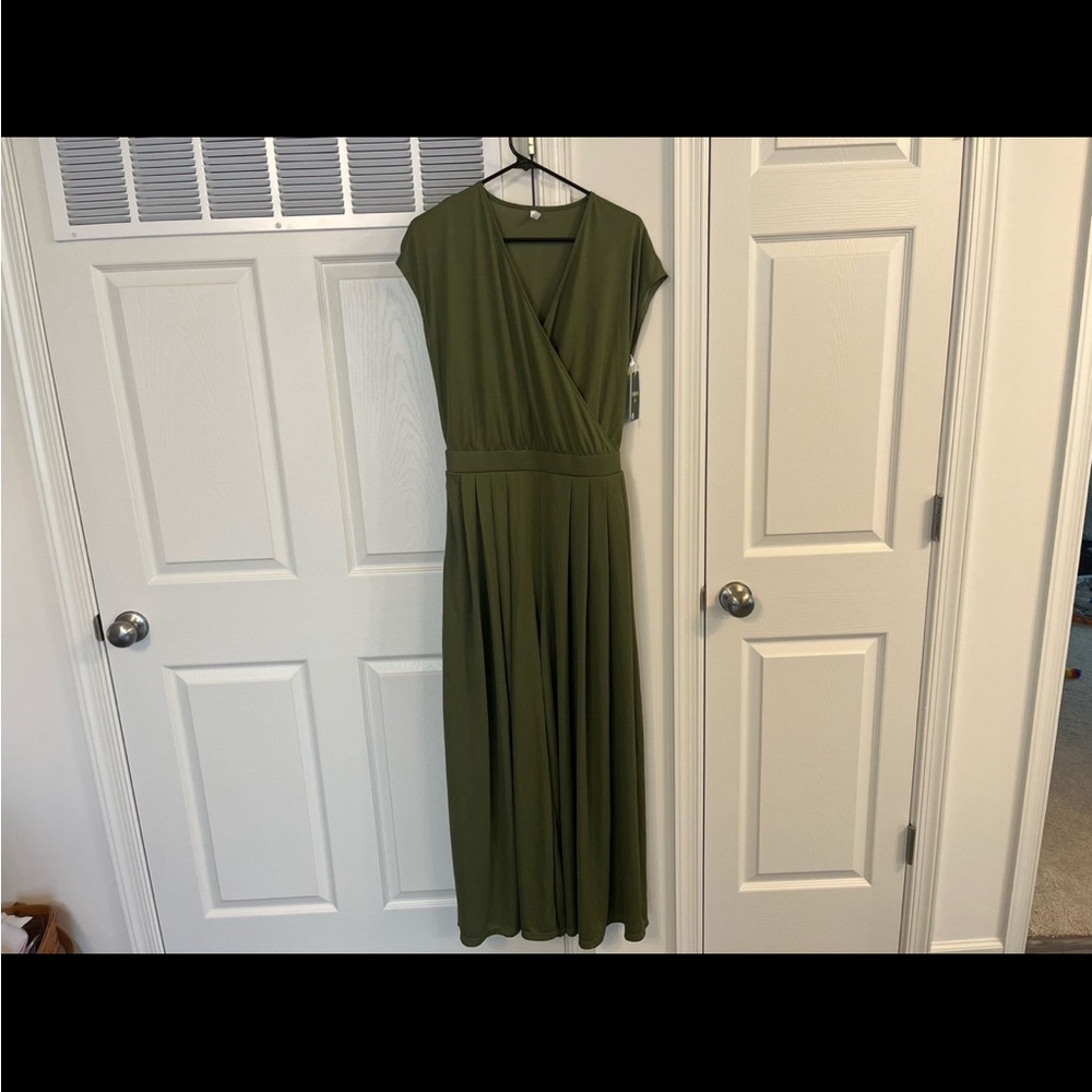 HALARA Olive Green jumpsuit